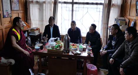 说明: 1